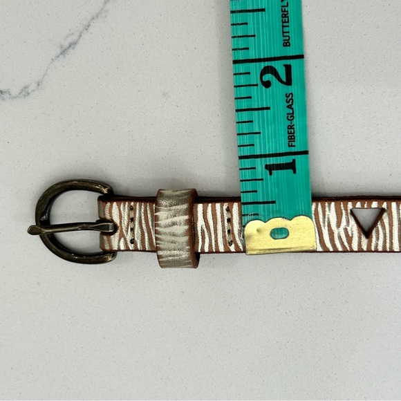 Gold Embossed Skinny Leather Belt - Picture 10 of 11